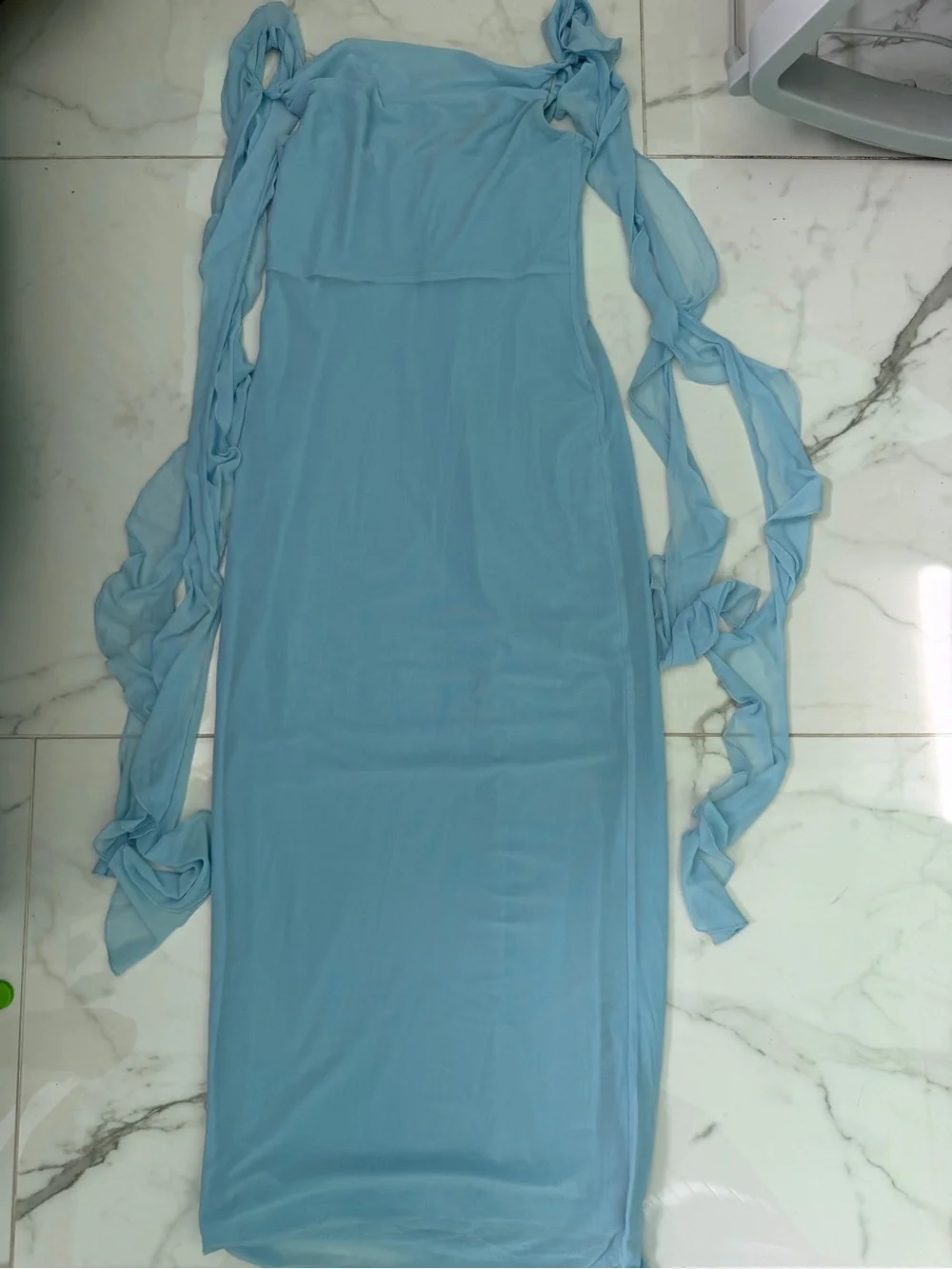 Maxi sleeveless bodycon dress for summer wedding guest, formal cocktail party